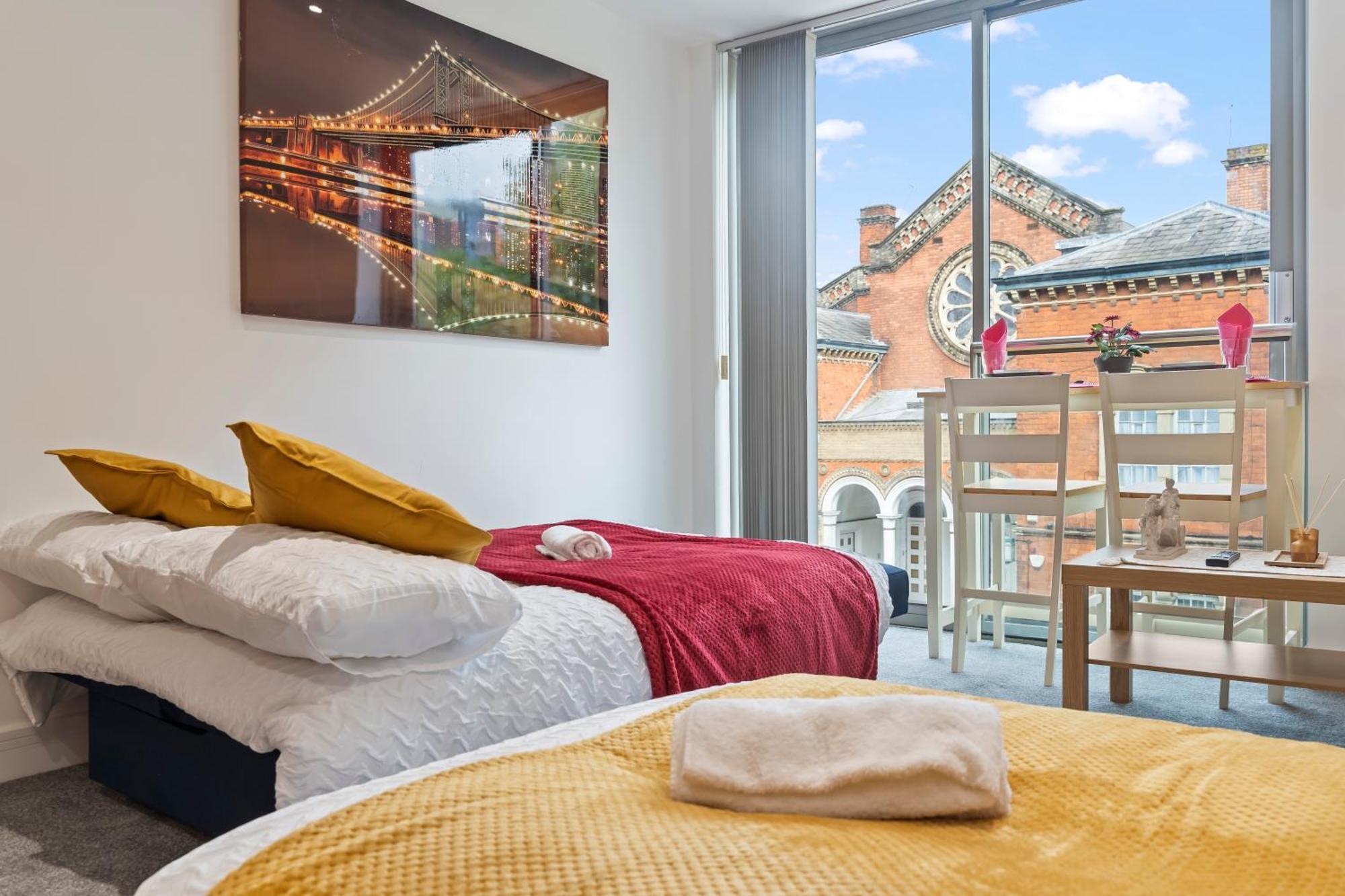 Heart Of City Centre Luxury Apartment With Secure Underground Parking Birmingham Buitenkant foto