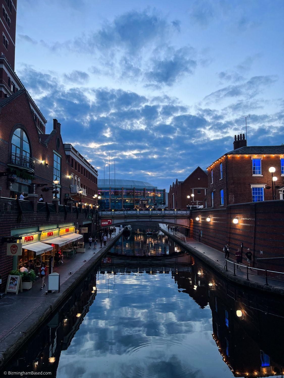 Heart Of City Centre Luxury Apartment With Secure Underground Parking Birmingham Buitenkant foto