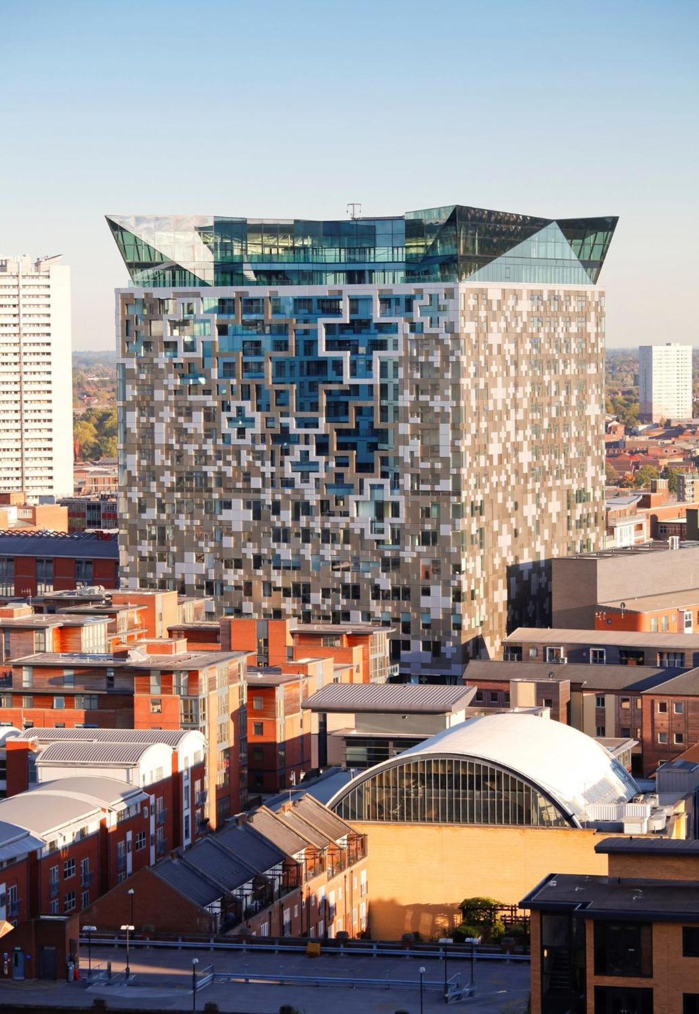 Heart Of City Centre Luxury Apartment With Secure Underground Parking Birmingham Buitenkant foto
